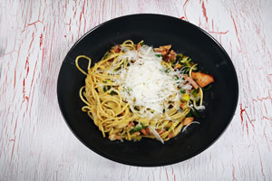 Spaghetti Carbonara mit Lauch